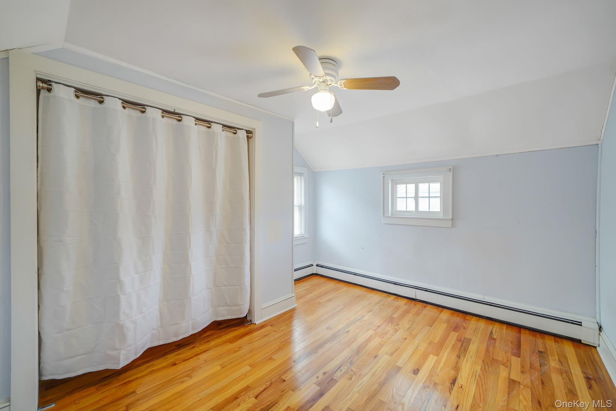 #20 photo, 191 Smith Avenue, सफ़ोक काउंटी Islip , NY 11751