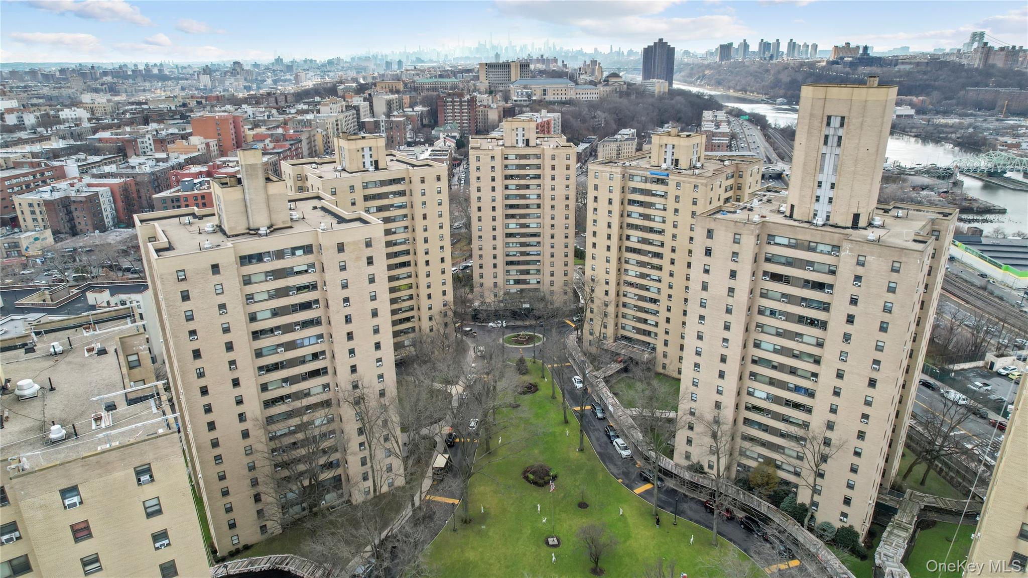 #13 photo, 7 Fordham Hill Oval, Bronx , NY 10468