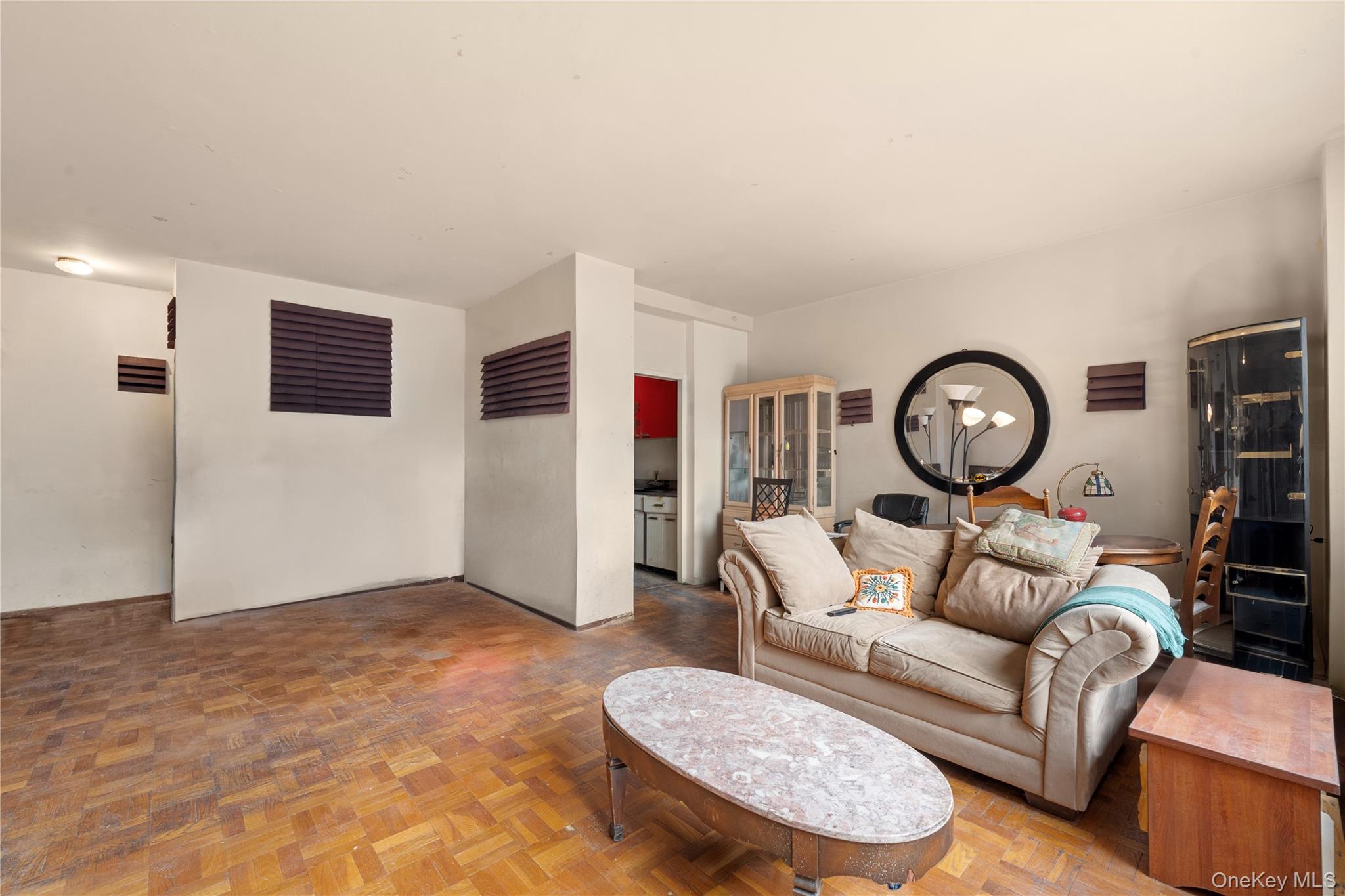 #7 photo, 7 Fordham Hill Oval, Bronx , NY 10468