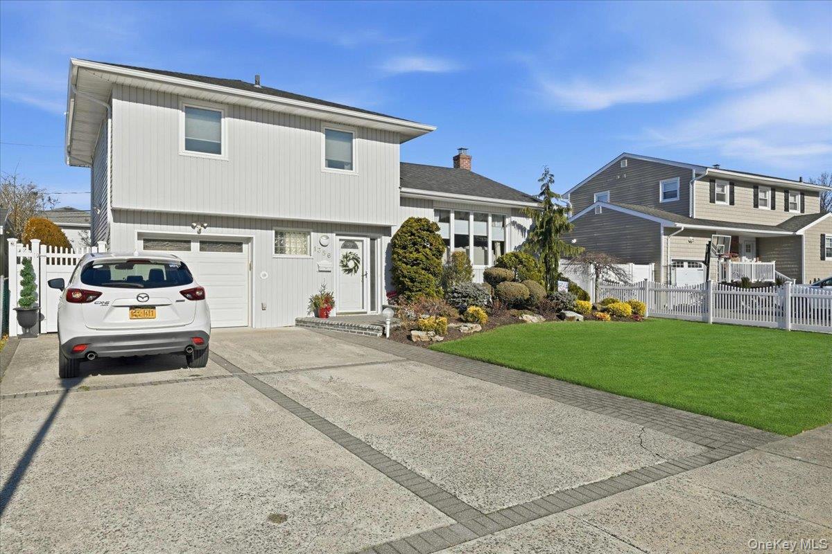 #1 photo, 1356 Blue Spruce Lane, Wantagh , NY 11793