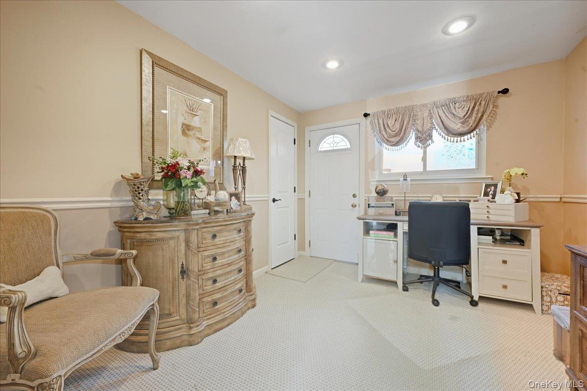 #18 photo, 1356 Blue Spruce Lane, Wantagh , NY 11793