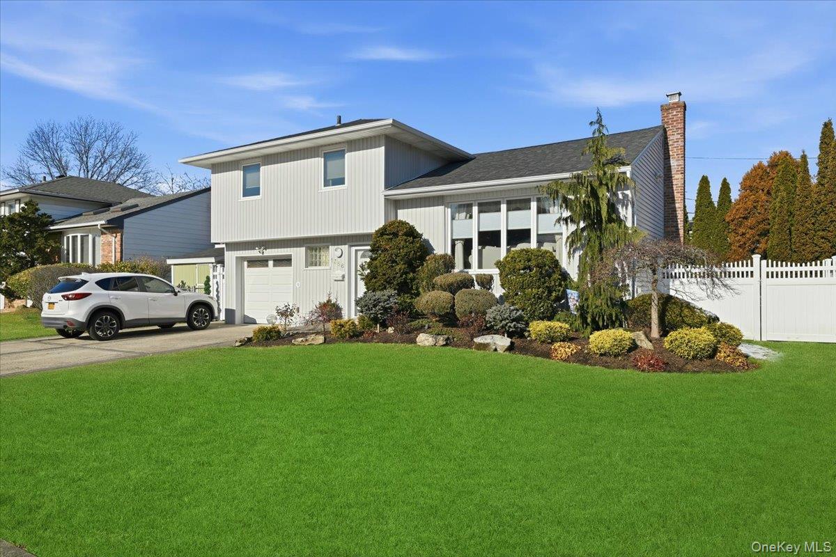 #3 photo, 1356 Blue Spruce Lane, Wantagh , NY 11793