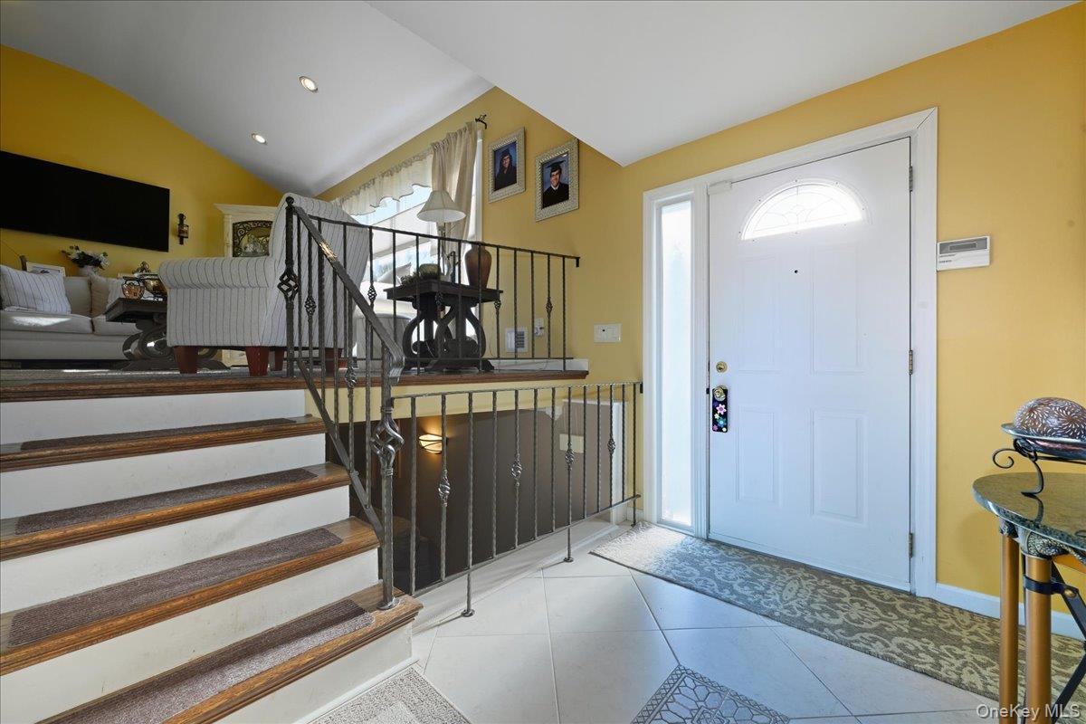 #5 photo, 1356 Blue Spruce Lane, Wantagh , NY 11793