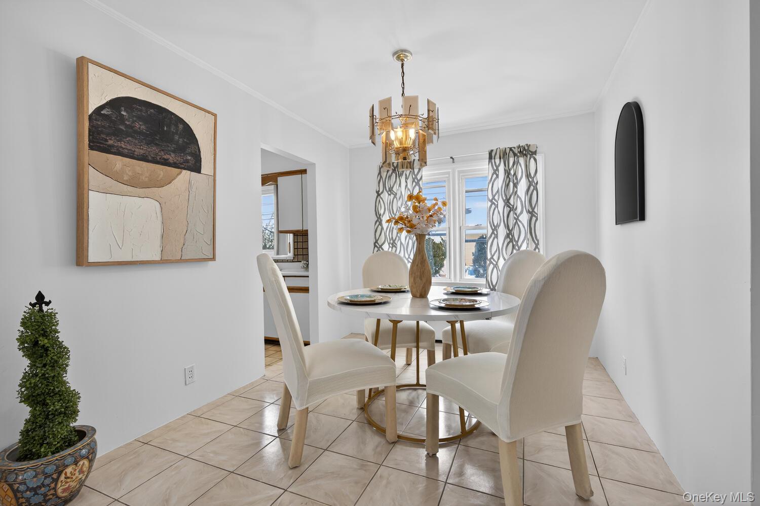 #10 photo, 1075 Olympia Road, North Bellmore , NY 11710