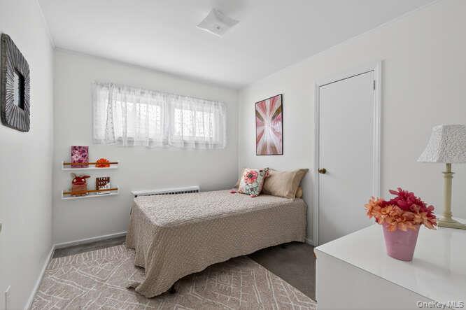 #16 photo, 1075 Olympia Road, North Bellmore , NY 11710