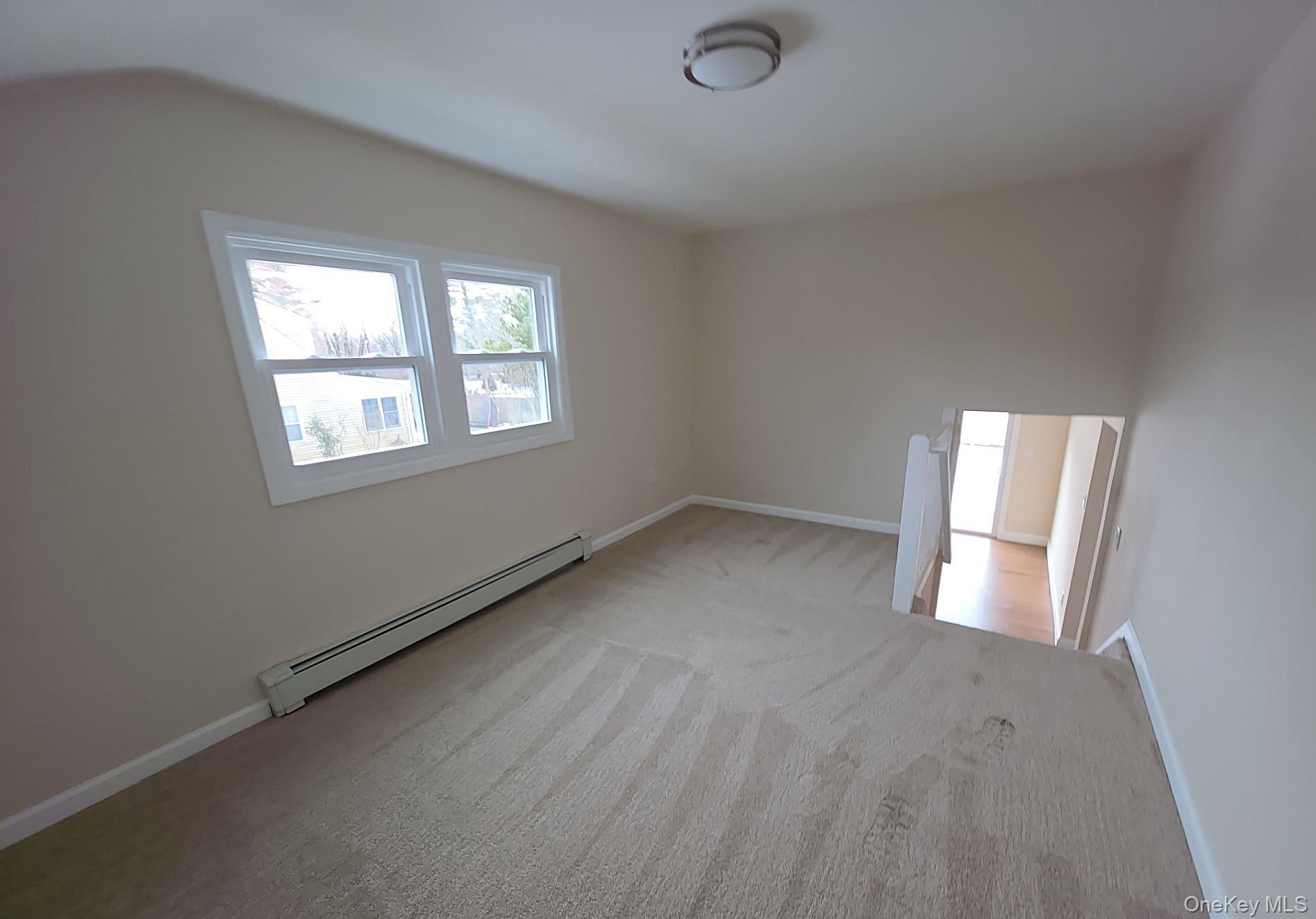 #9 photo, 519 Advent Street, Westbury , NY 11590