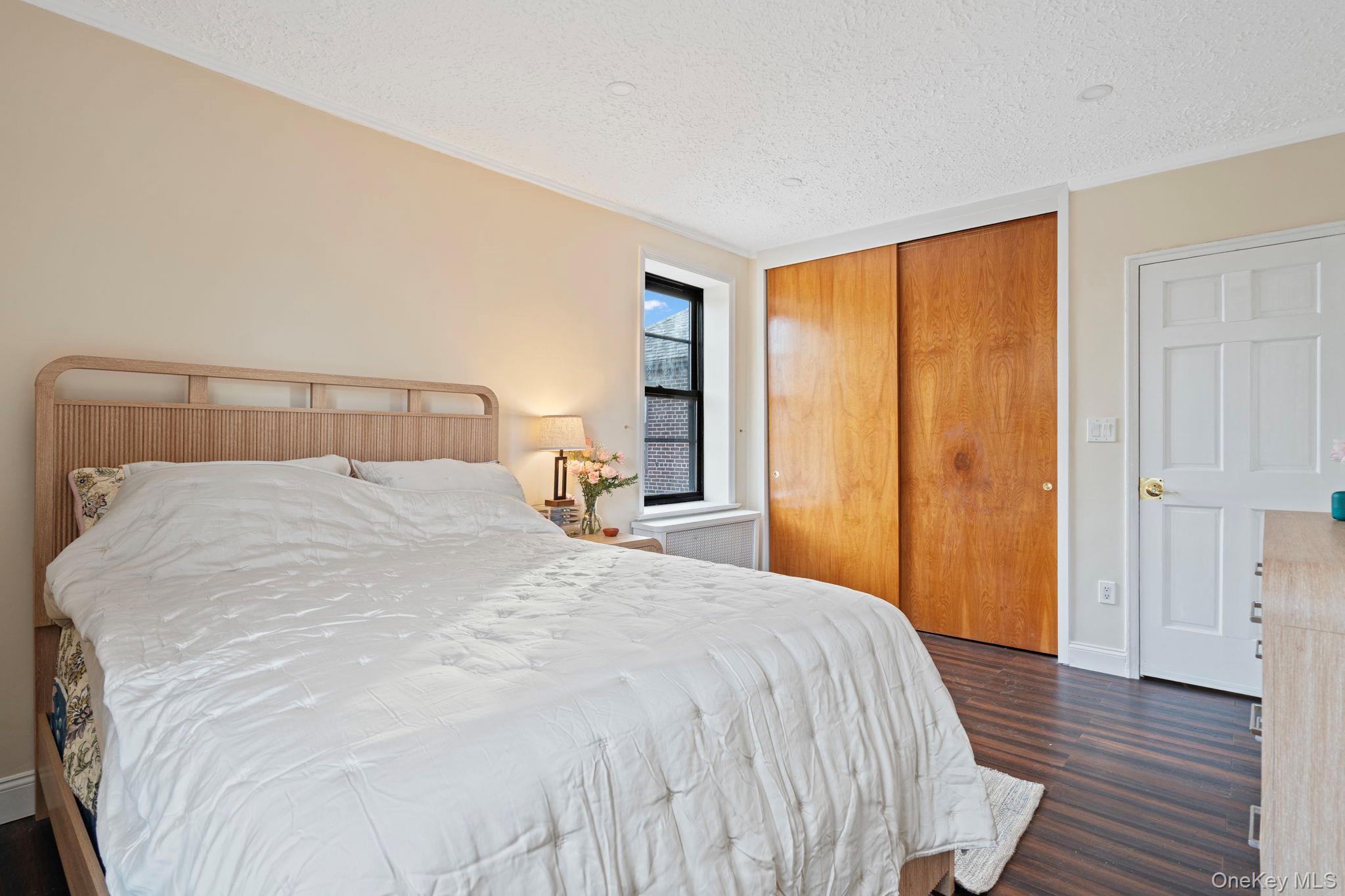 #11 photo, 77-15 Ditmars Boulevard, Jackson Heights , NY 11370