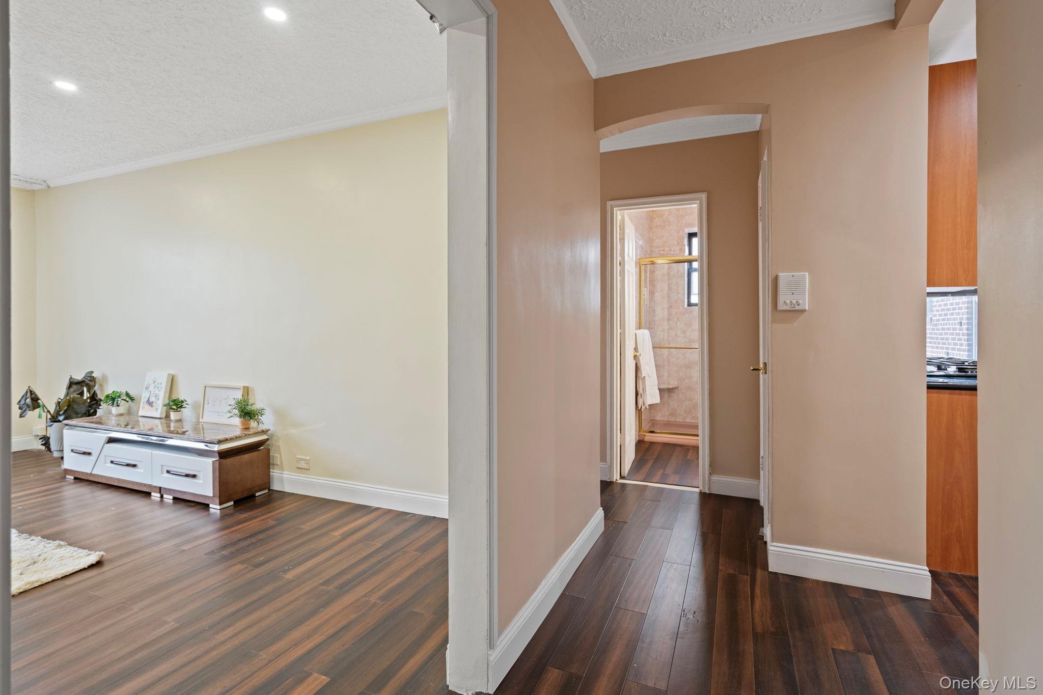 #6 photo, 77-15 Ditmars Boulevard, Jackson Heights , NY 11370