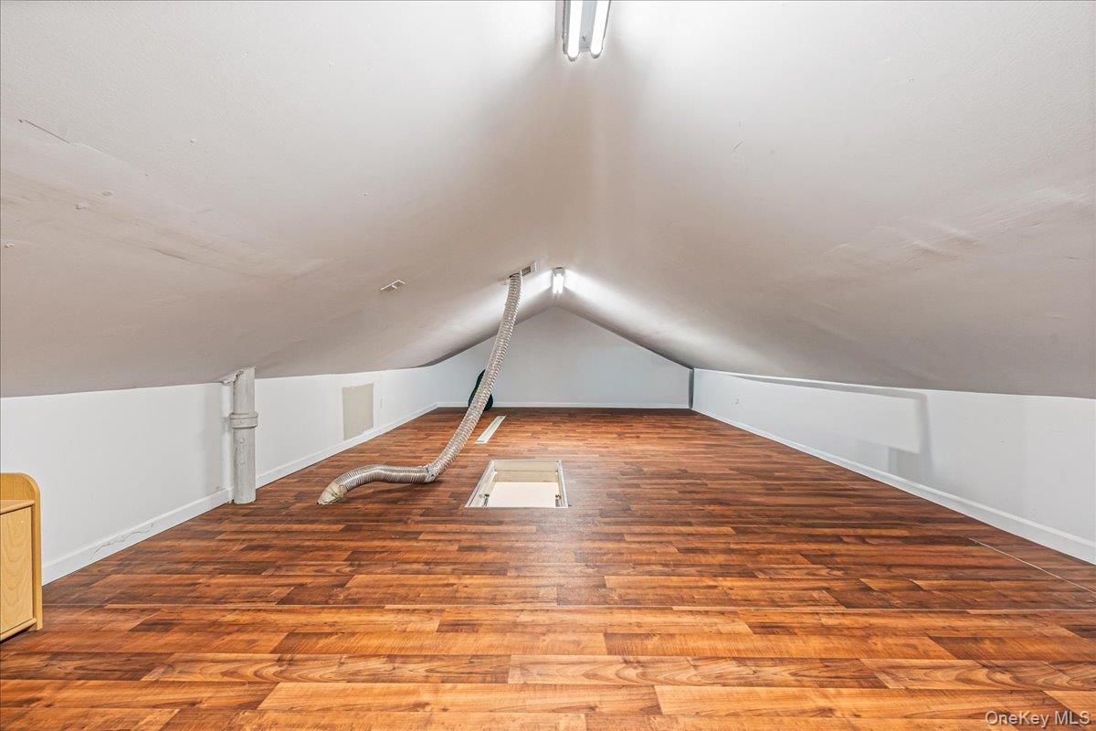 #17 photo, 218-07 73rd Avenue, Bayside , NY 11364