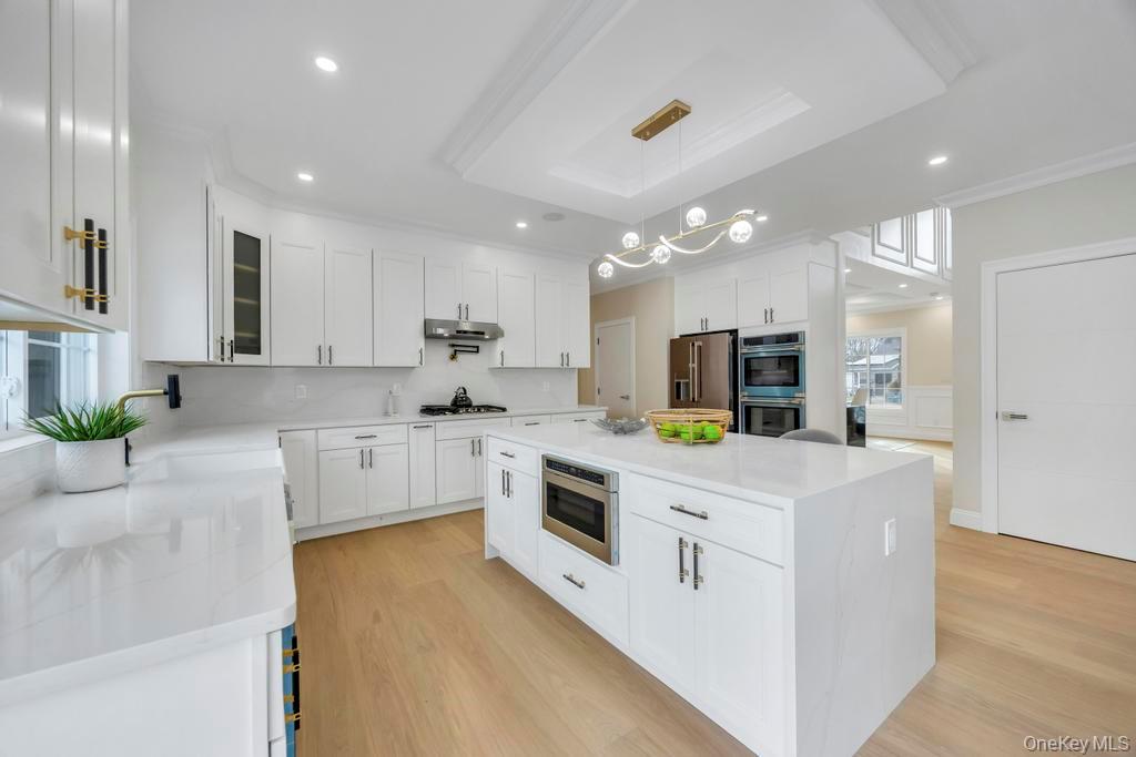 #13 photo, 49 Anvil Lane, Levittown , NY 11756