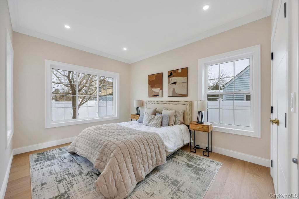 #16 photo, 49 Anvil Lane, Levittown , NY 11756