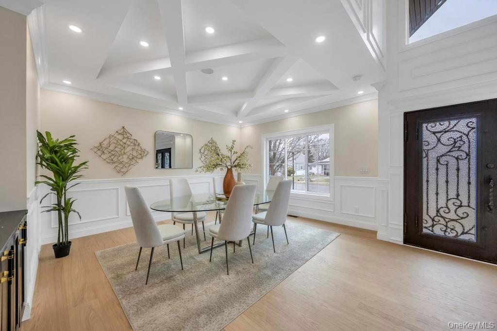 #6 photo, 49 Anvil Lane, Levittown , NY 11756