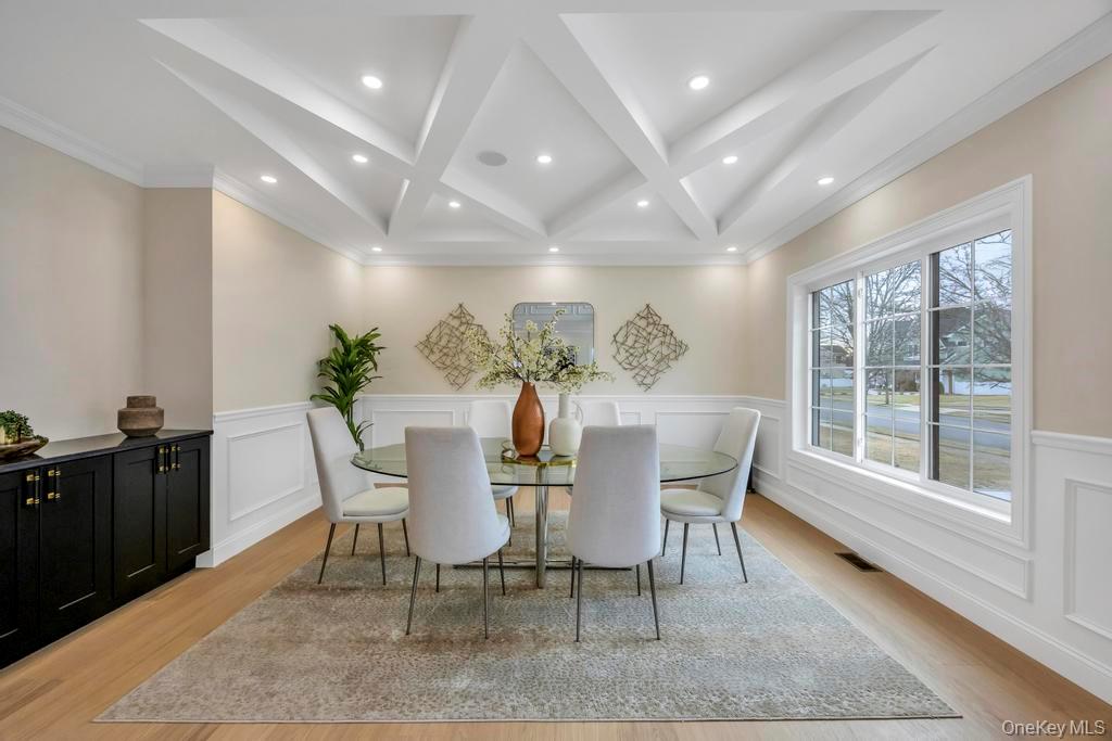 #7 photo, 49 Anvil Lane, Levittown , NY 11756