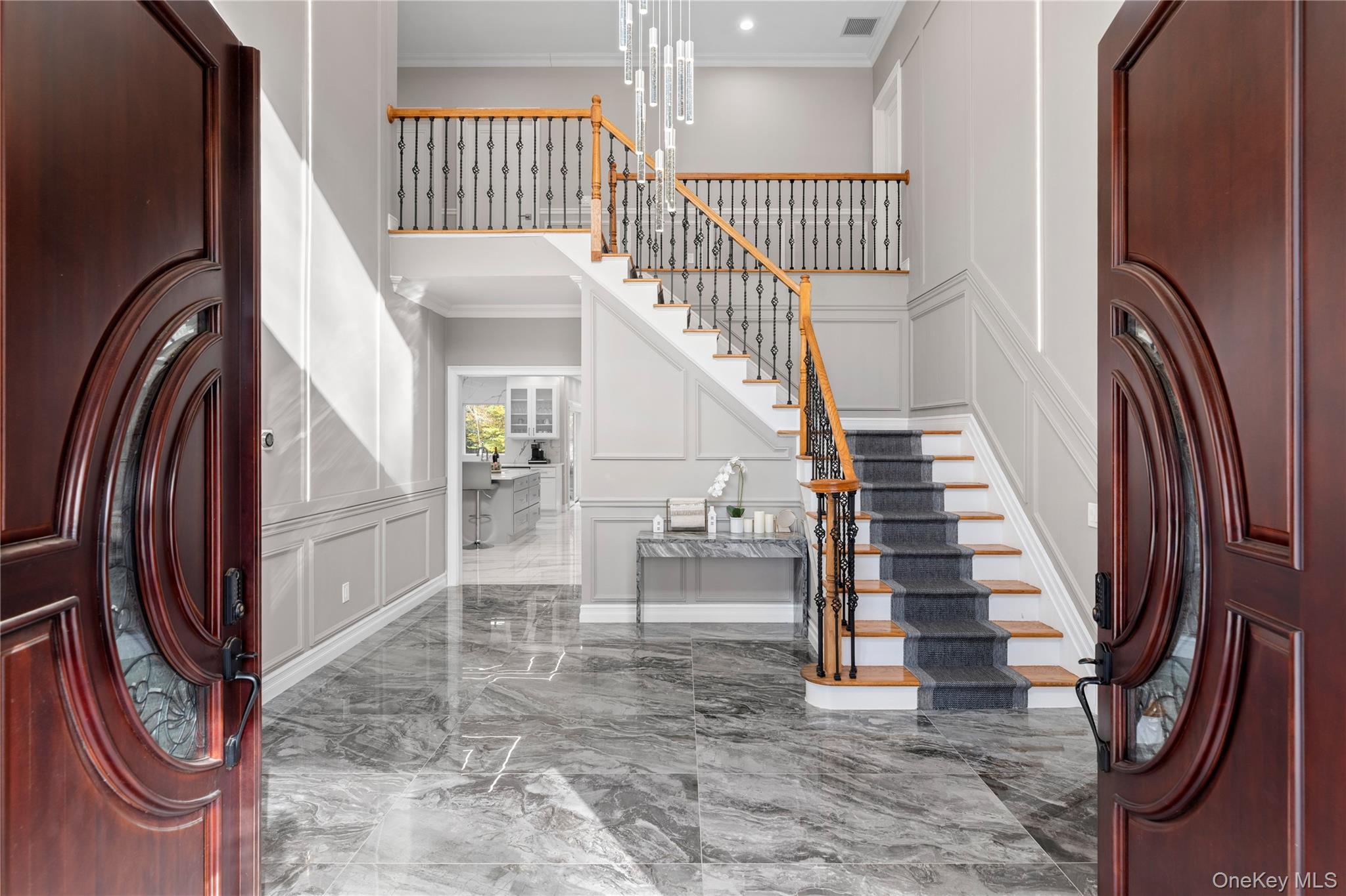 #5 photo, 717 W Montauk Highway, Bay Shore , NY 11706