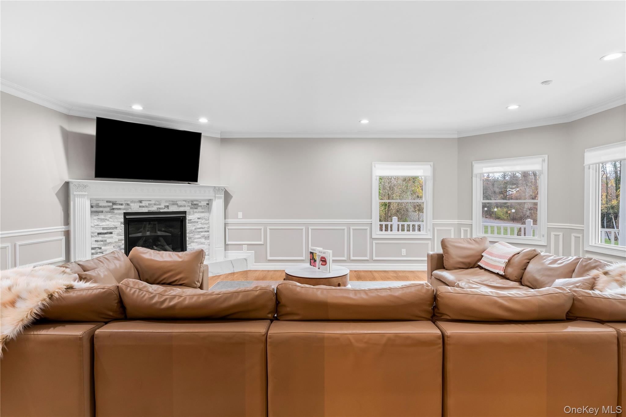 #6 photo, 717 W Montauk Highway, Bay Shore , NY 11706