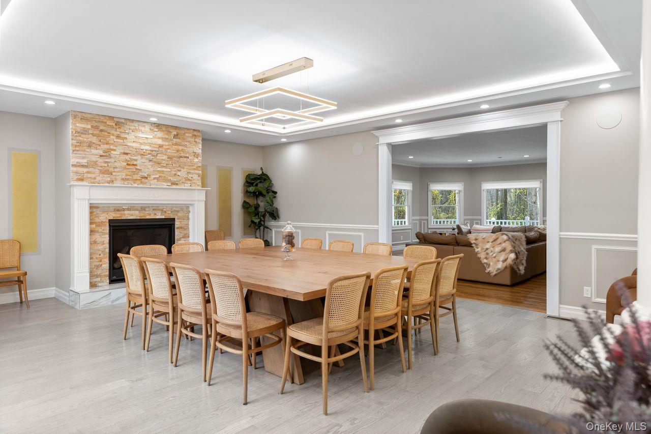 #9 photo, 717 W Montauk Highway, Bay Shore , NY 11706