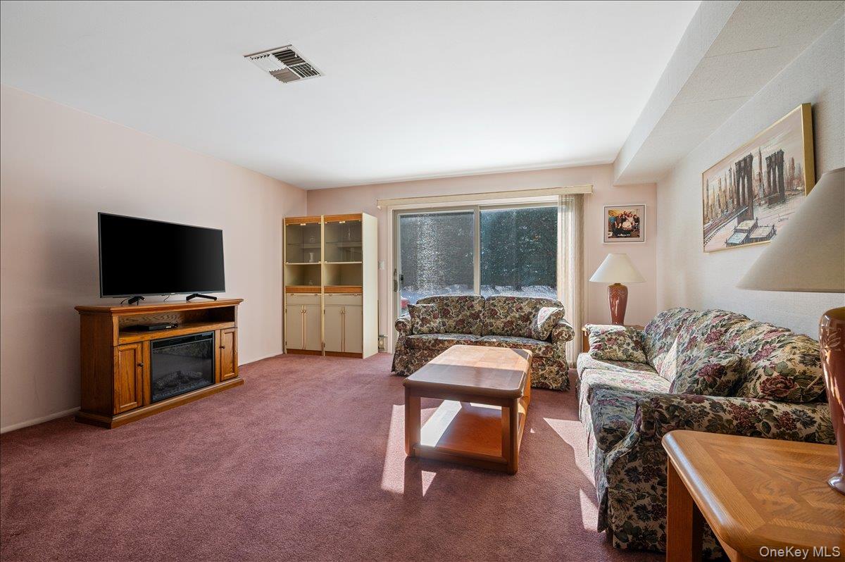 #13 photo, 2355 Pershing Boulevard, Baldwin , NY 11510