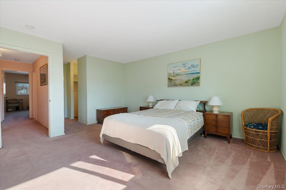 #18 photo, 2355 Pershing Boulevard, Baldwin , NY 11510