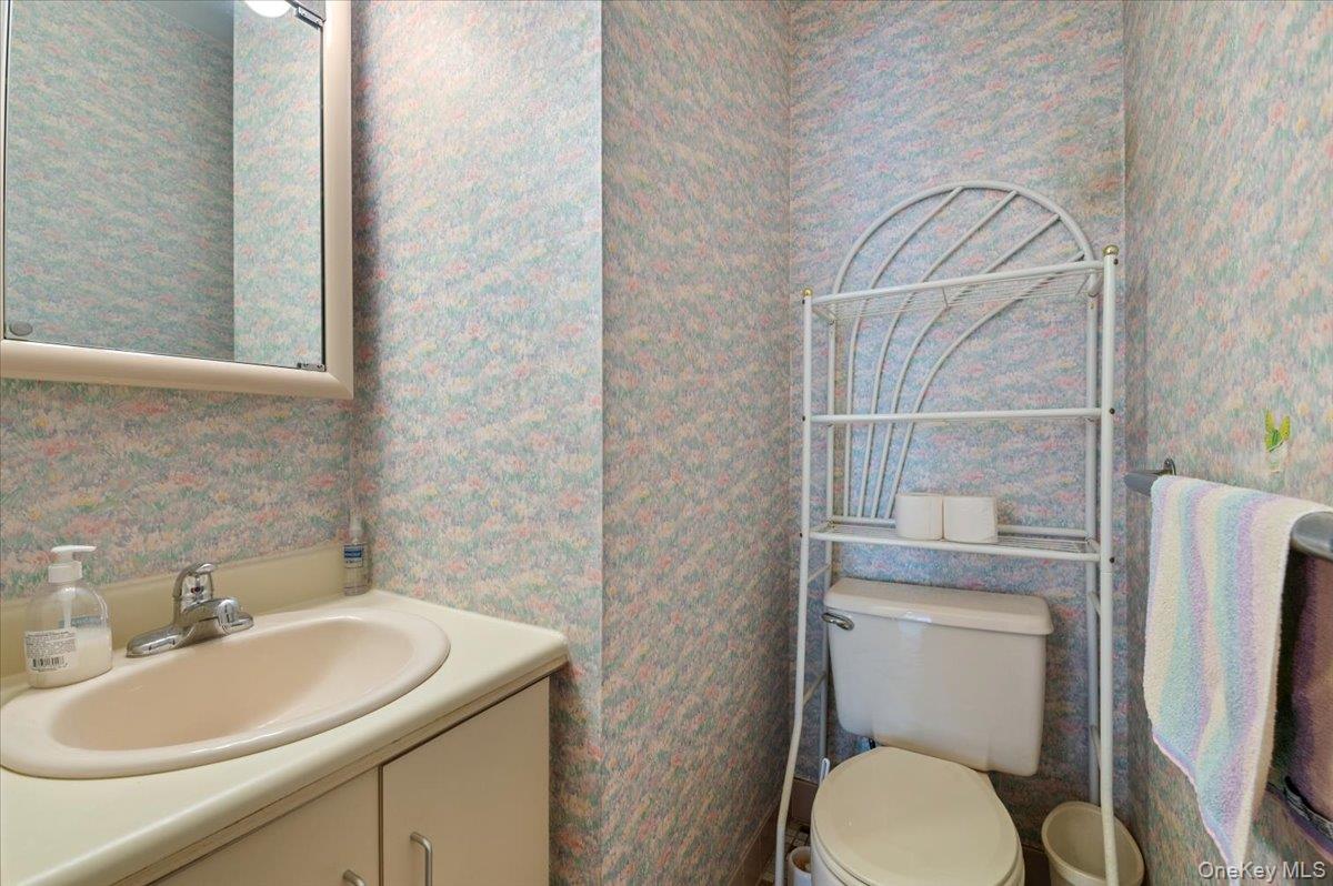 #4 photo, 2355 Pershing Boulevard, Baldwin , NY 11510