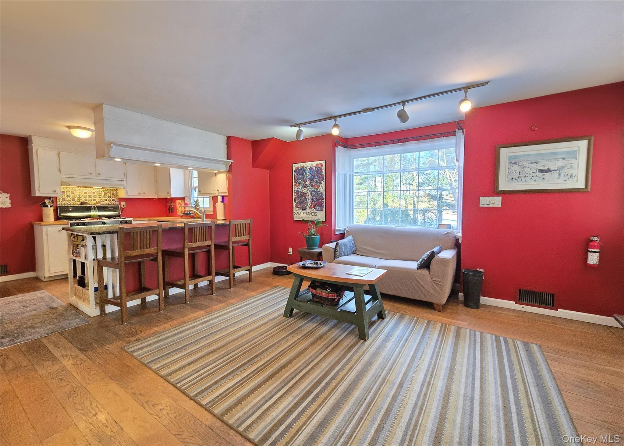 #10 photo, 1435 Broadway Avenue, Holbrook , NY 11741