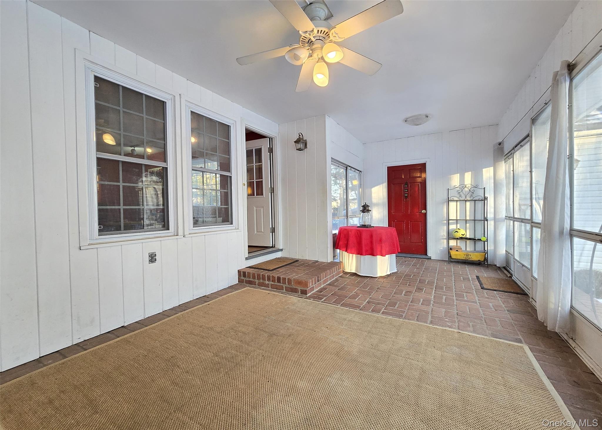 #5 photo, 1435 Broadway Avenue, Holbrook , NY 11741