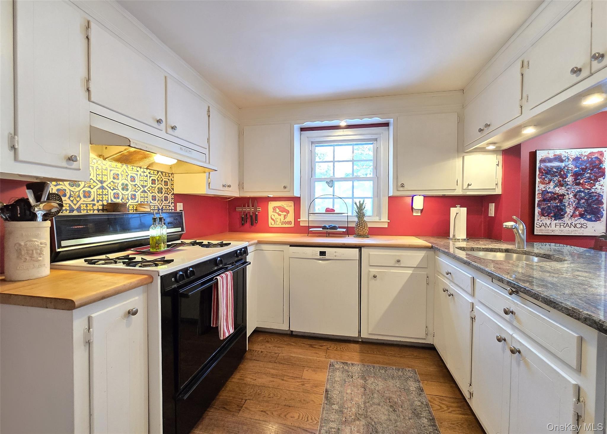 #7 photo, 1435 Broadway Avenue, Holbrook , NY 11741