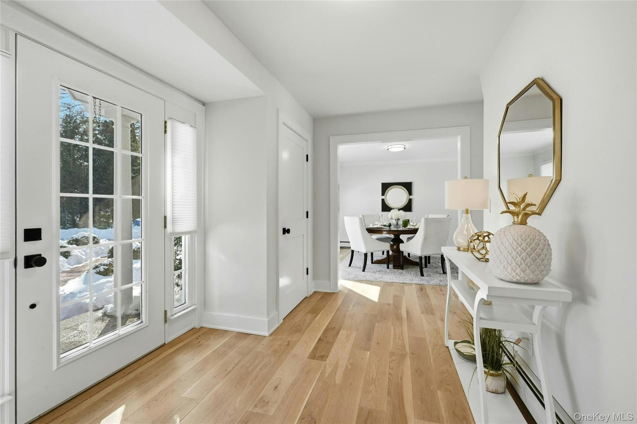 #4 photo, 41 Edcris Lane, Huntington , NY 11743