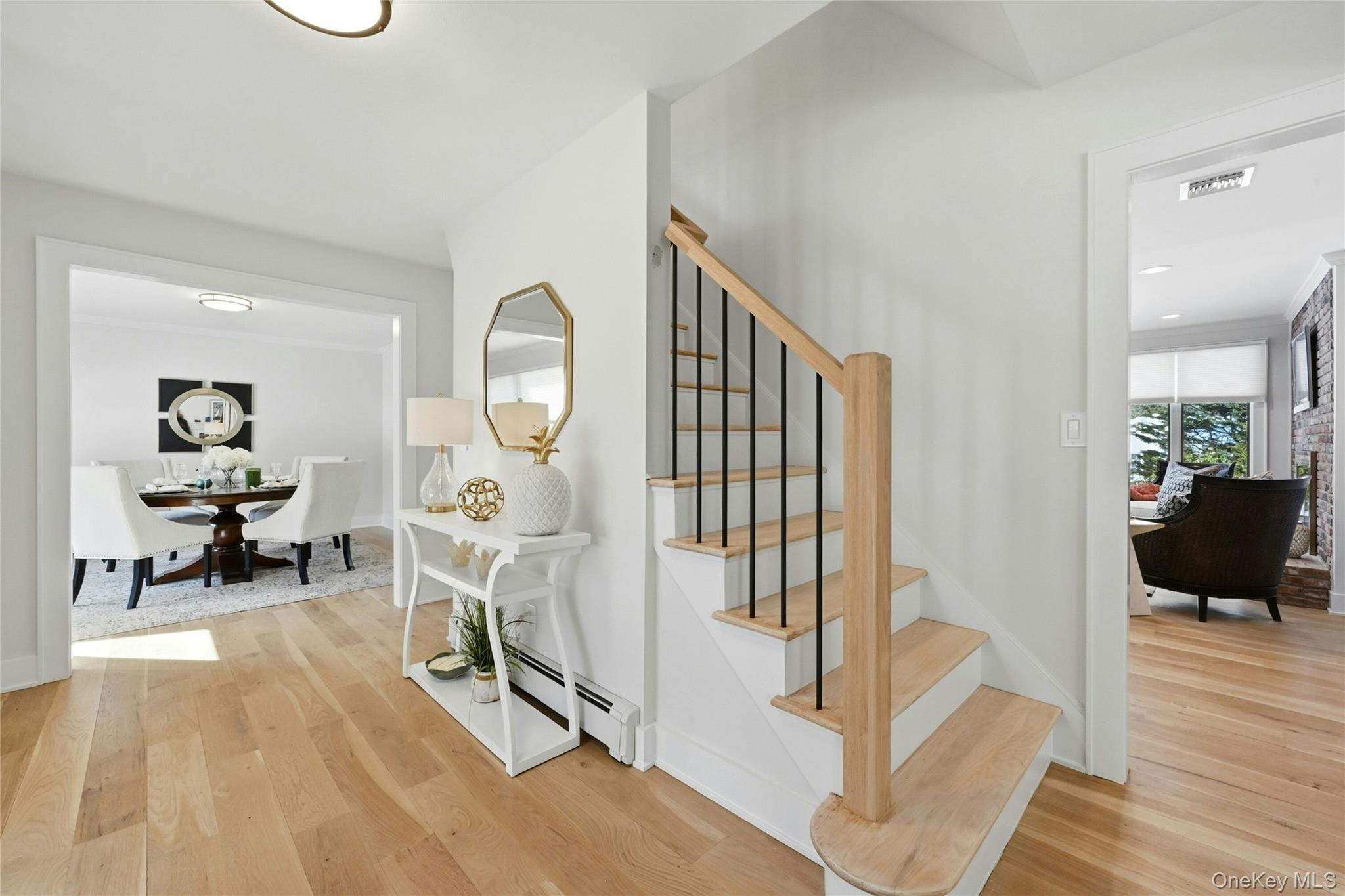 #5 photo, 41 Edcris Lane, Huntington , NY 11743