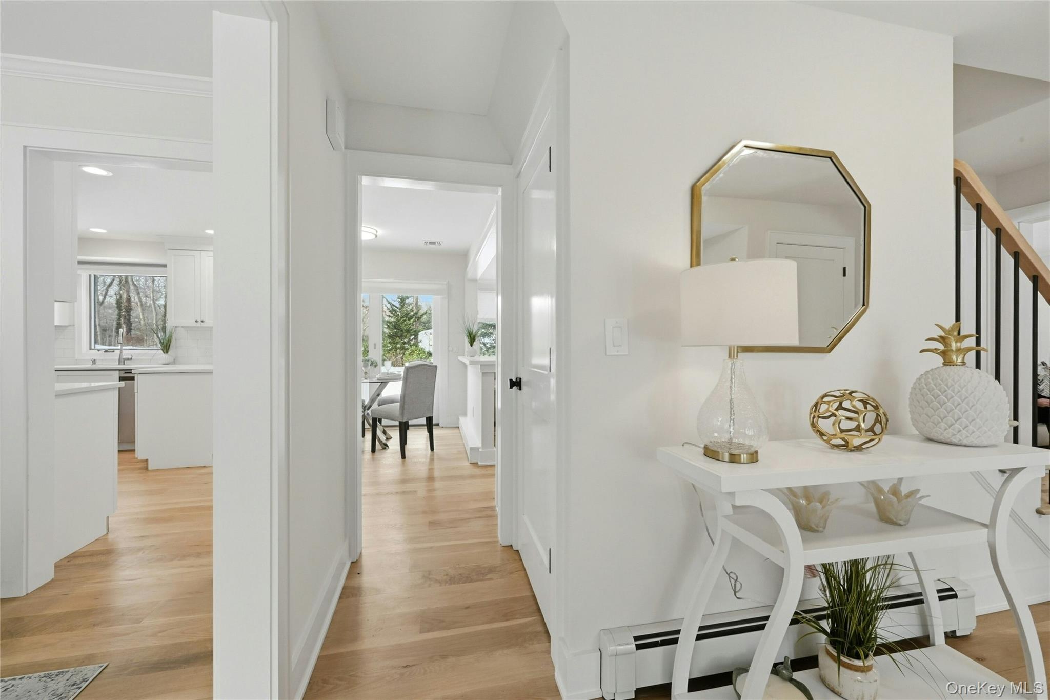 #6 photo, 41 Edcris Lane, Huntington , NY 11743