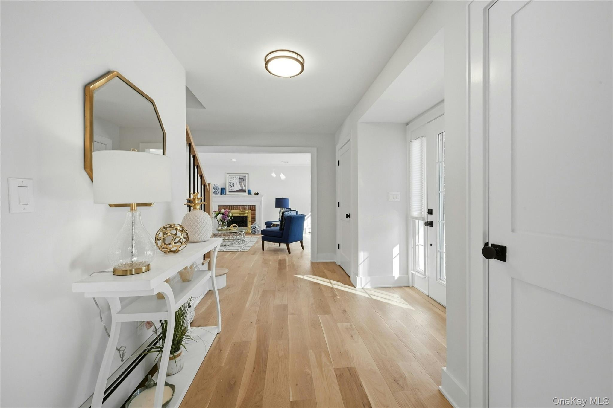 #7 photo, 41 Edcris Lane, Huntington , NY 11743