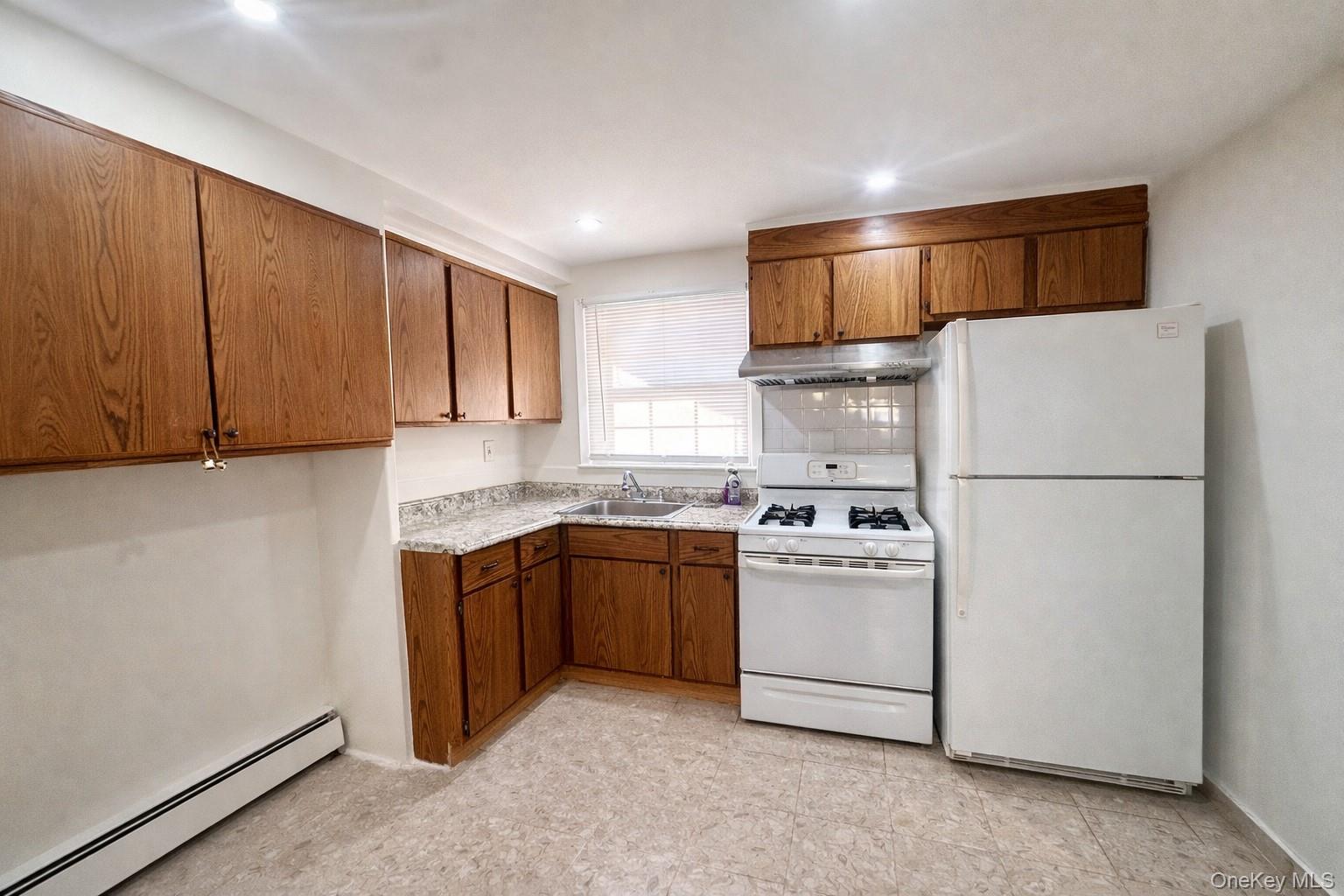 #7 photo, Merrick, नासाउ काउंटी Merrick , NY 11566