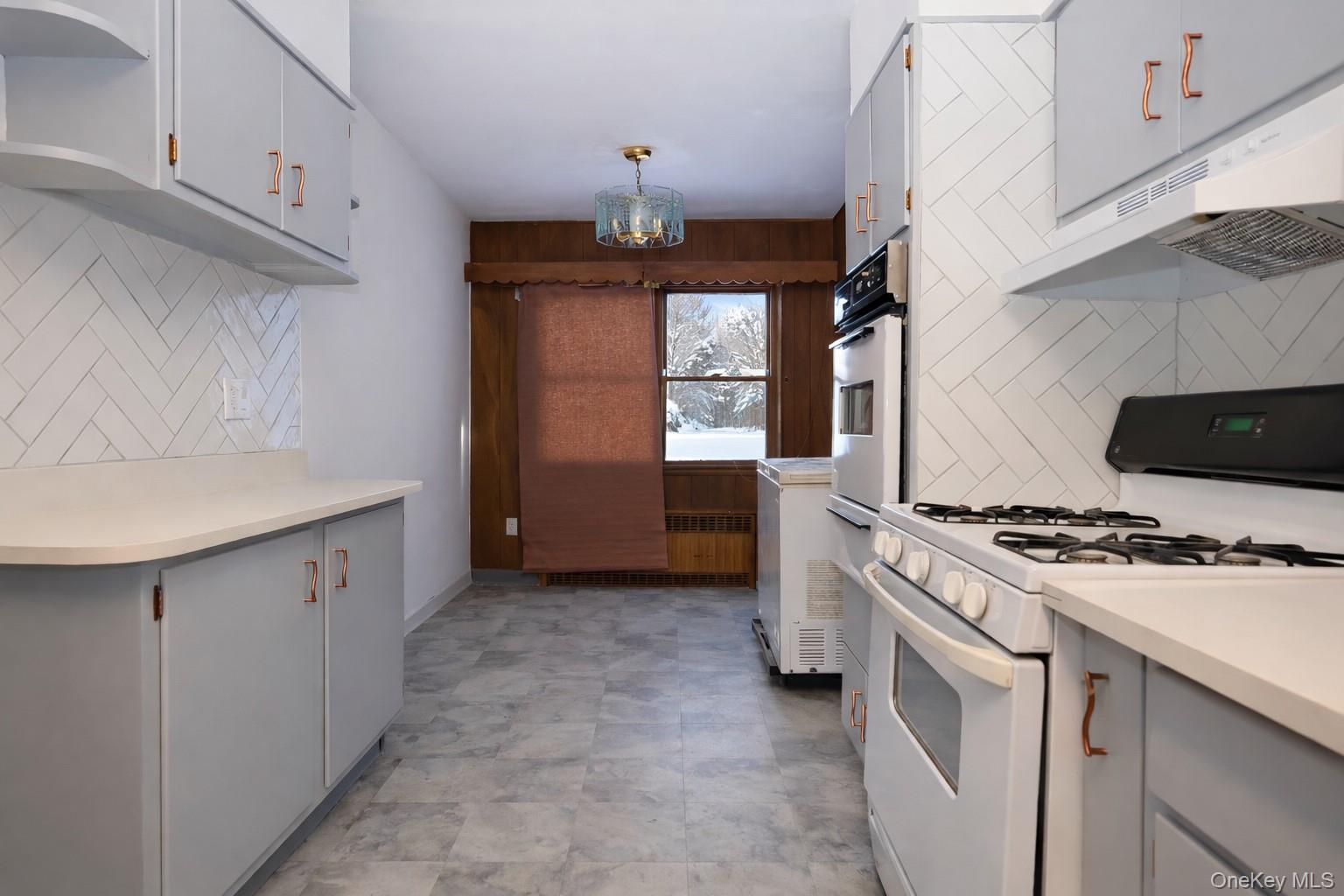 #18 photo, 24 McKinley Avenue, White Plains , NY 10606