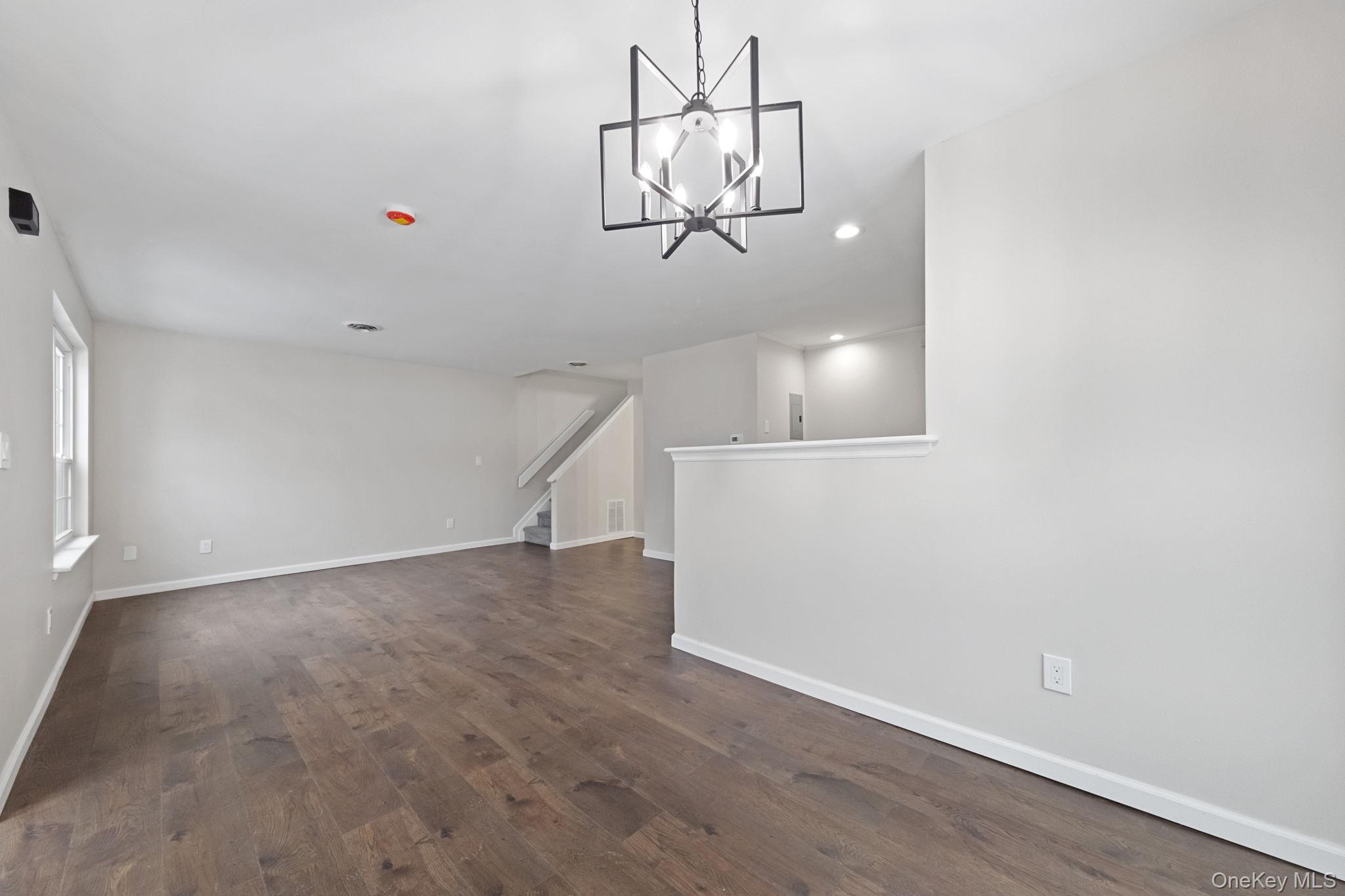 #4 photo, 1004 Cypress Court, Highland Mills , NY 10930