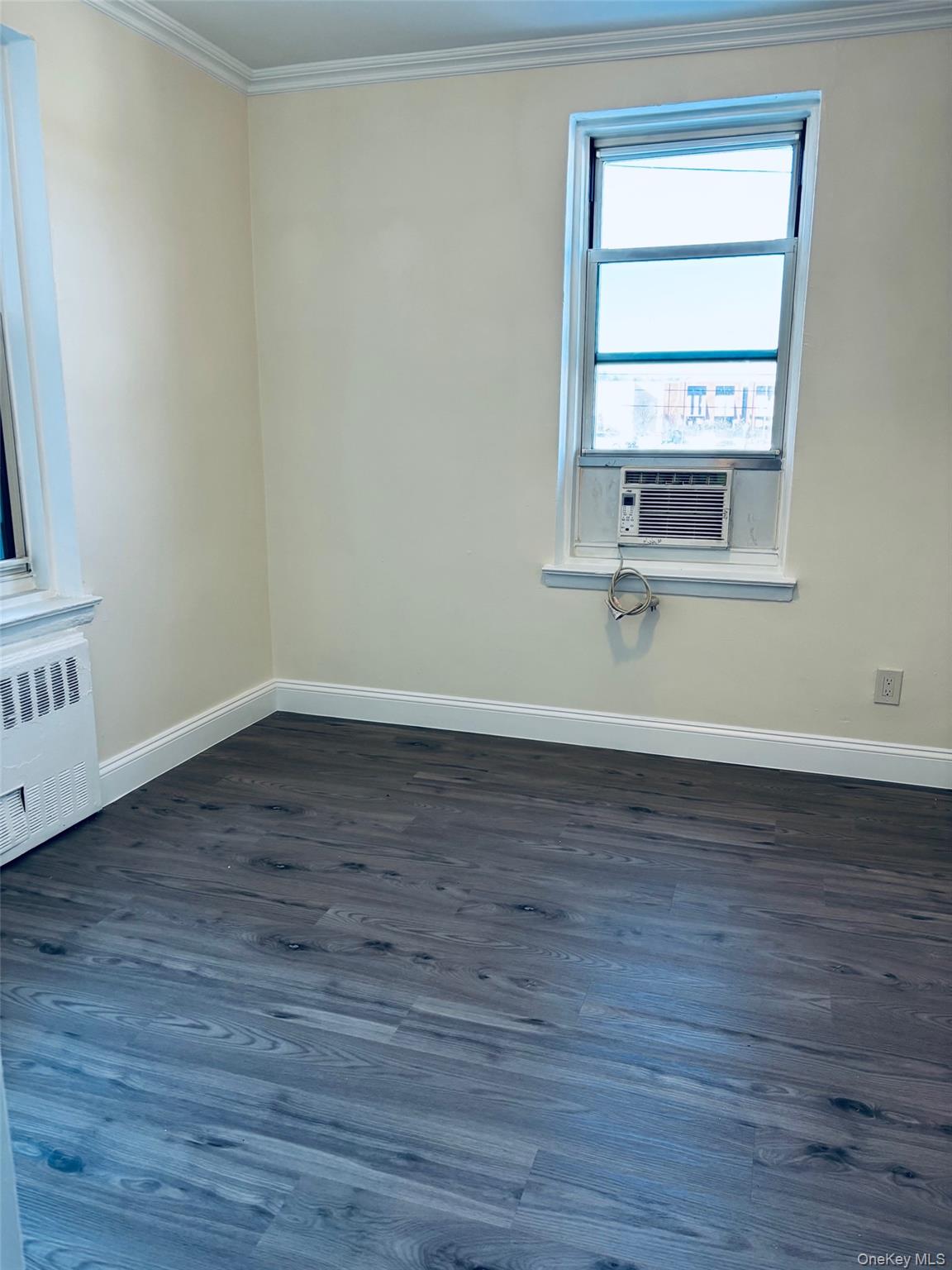 #11 photo, 1300 Midland Avenue, Yonkers , NY 10704