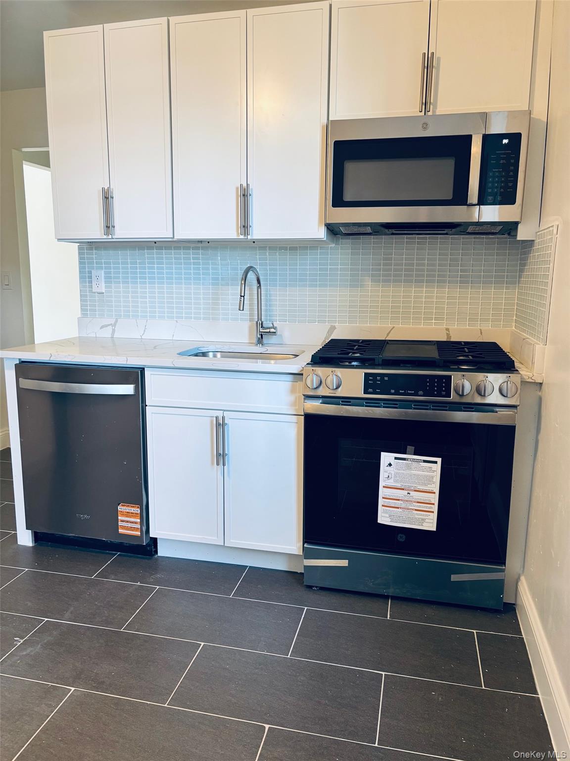 #9 photo, 1300 Midland Avenue, Yonkers , NY 10704