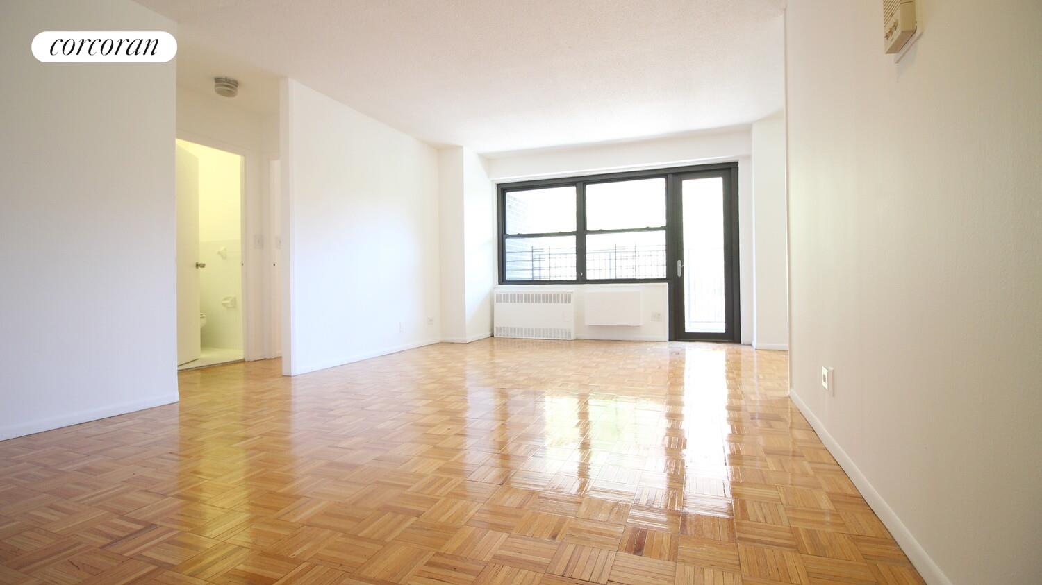 #1 photo, New York City, मैनहटन Upper West Side , NY 10024