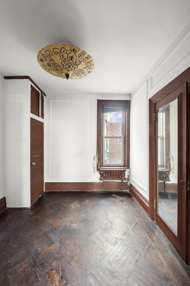 #9 photo, 317 W 93RD Street, Upper West Side , NY 10025