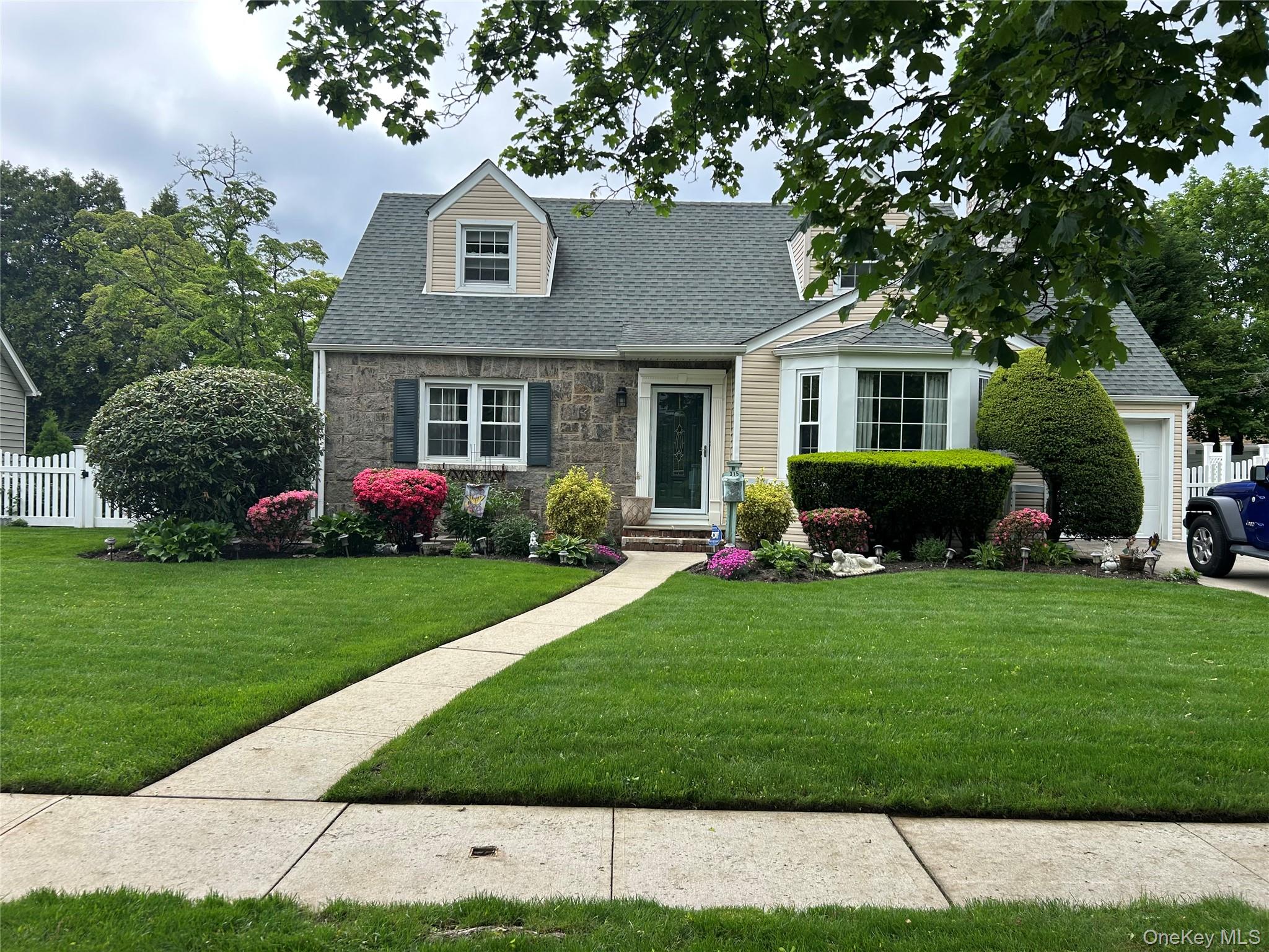 #13 photo, 315 Maryland Avenue, Freeport , NY 11520