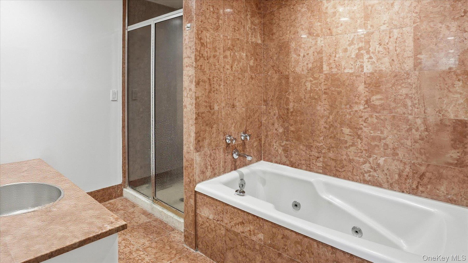 #16 photo, 100 Cuttermill Road, Great Neck , NY 11021