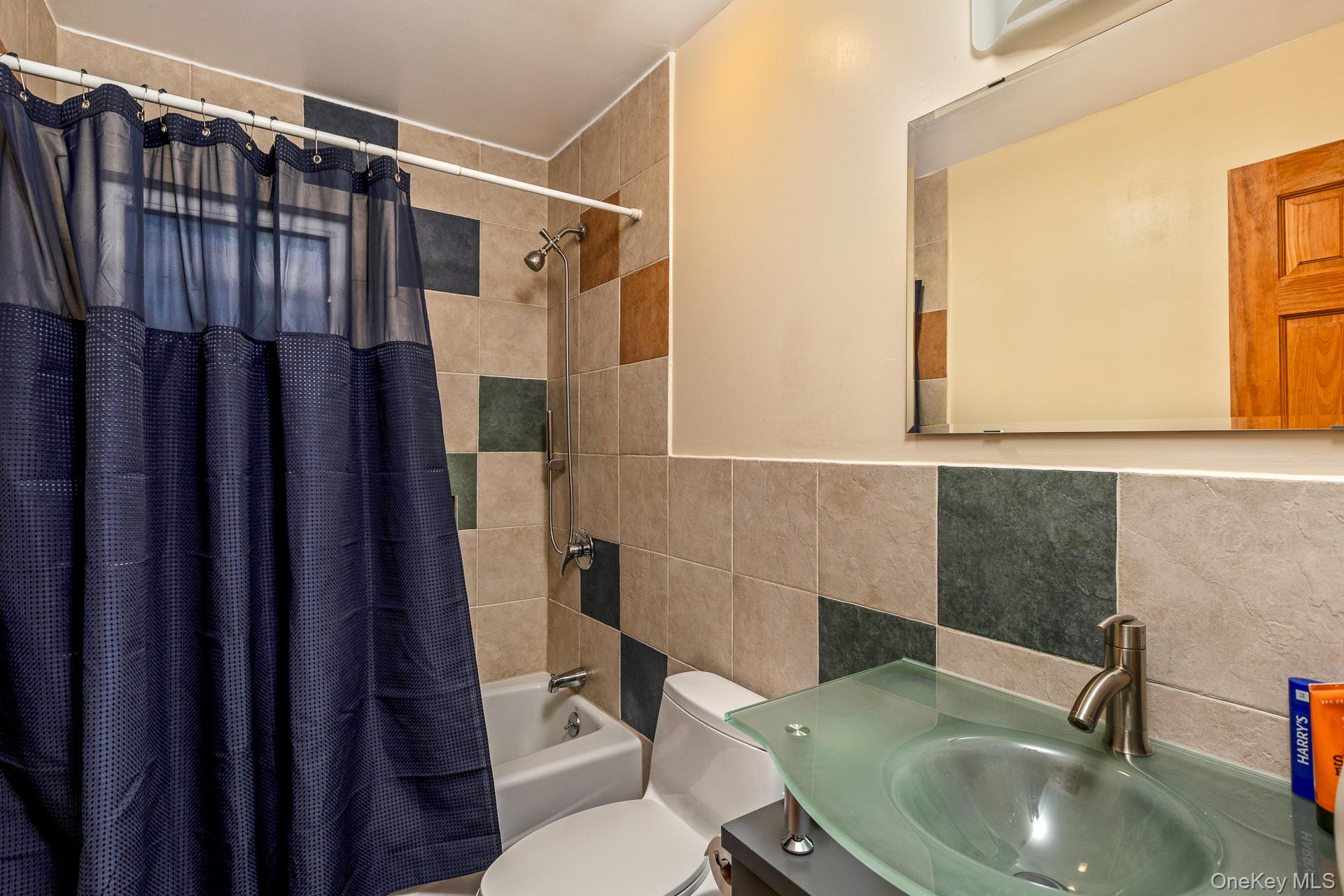 #13 photo, 1 Cumberland Path, Setauket , NY 11733