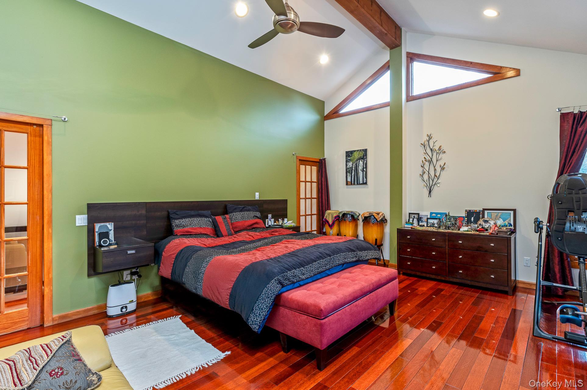 #15 photo, 1 Cumberland Path, Setauket , NY 11733