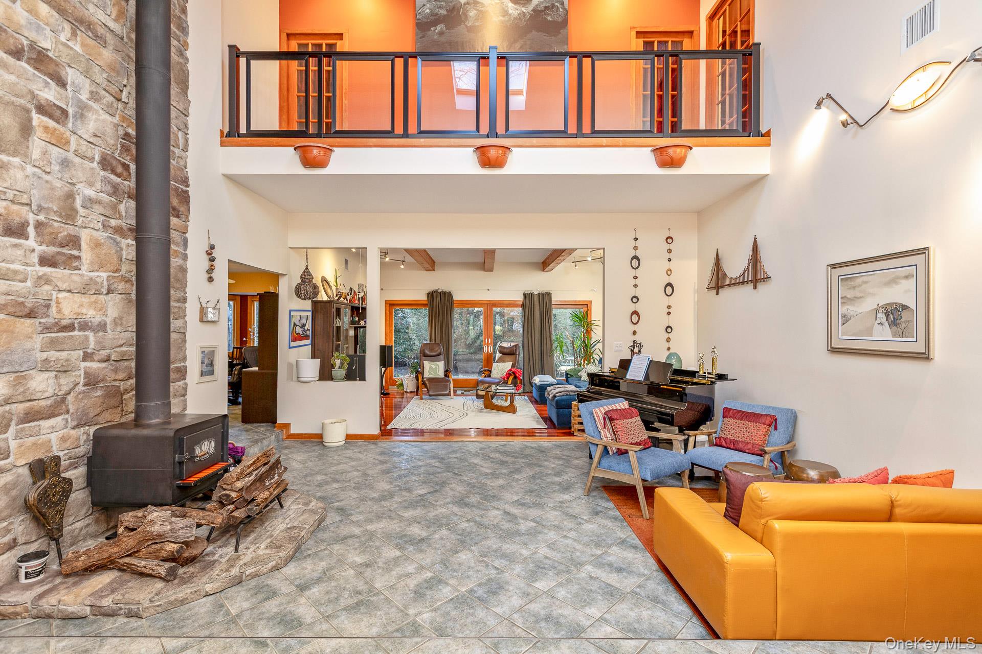 #3 photo, 1 Cumberland Path, Setauket , NY 11733