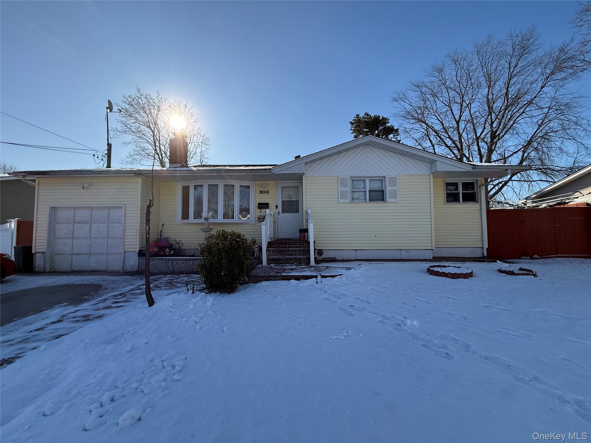 #3 photo, 200 Hancock Street, Brentwood , NY 11717