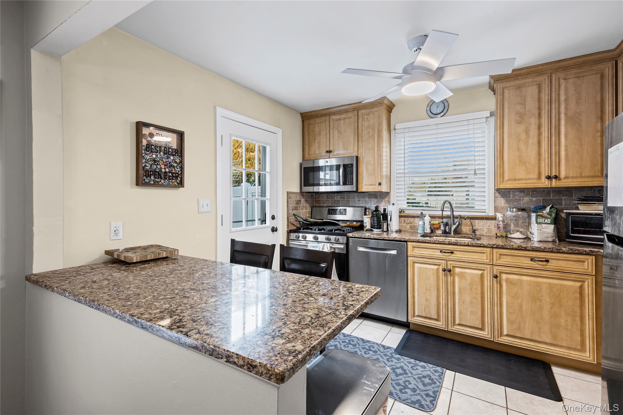 #7 photo, 36 Hart Street, Farmingdale , NY 11735