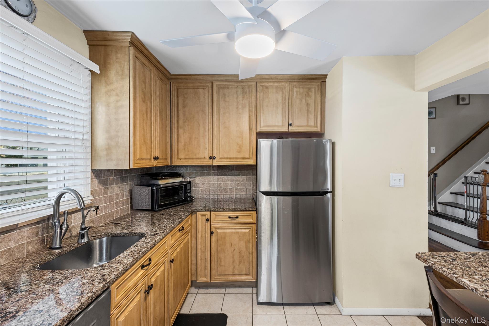 #9 photo, 36 Hart Street, Farmingdale , NY 11735