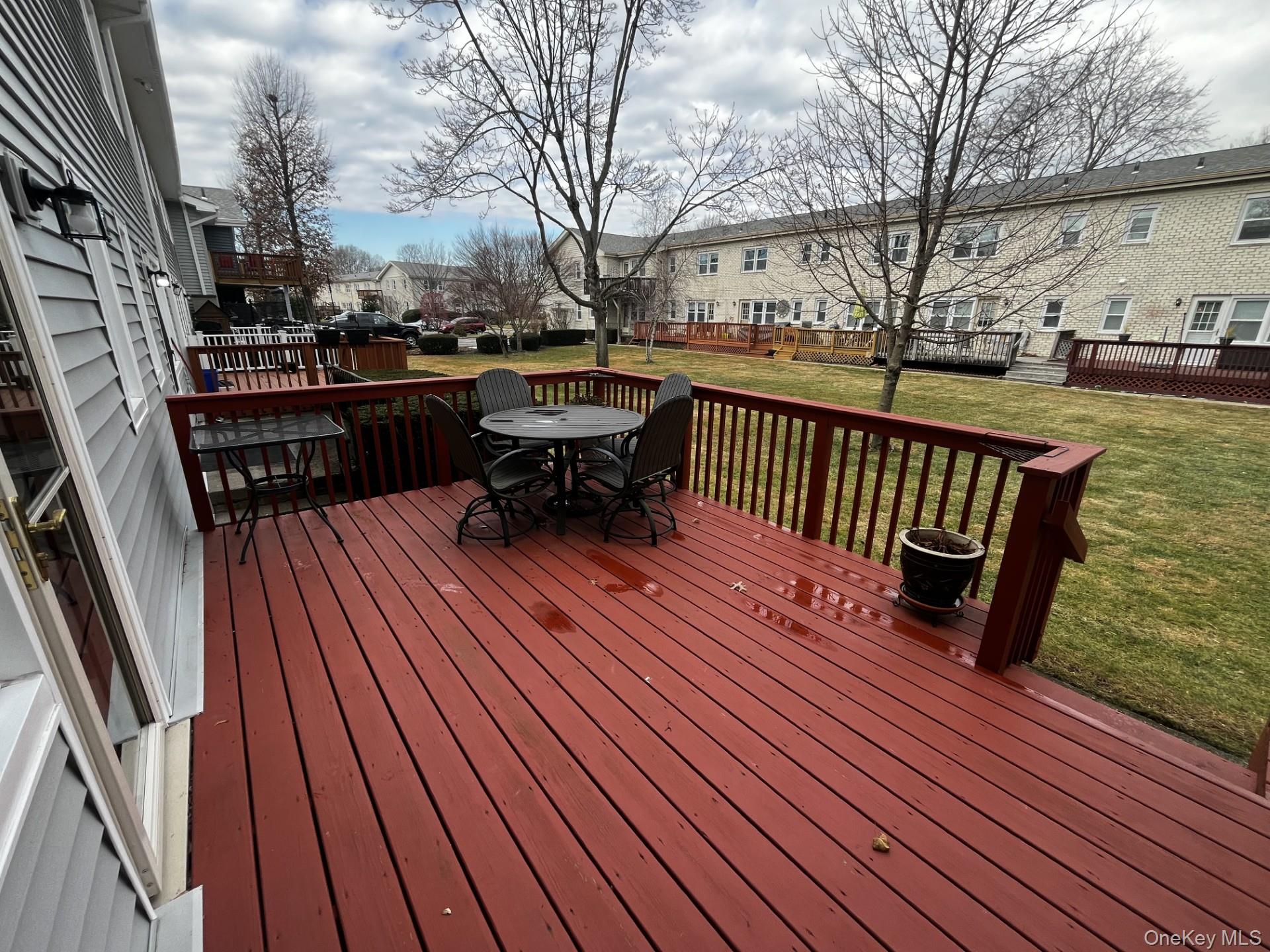 #17 photo, 105 Finch Lane, Islip , NY 11751