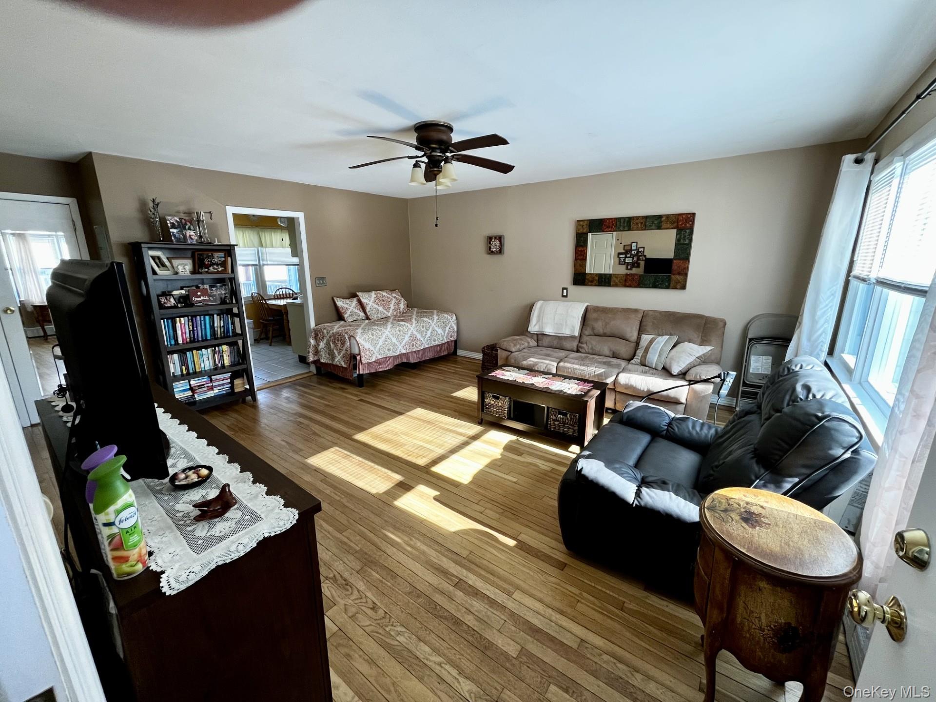 #4 photo, 105 Finch Lane, Islip , NY 11751