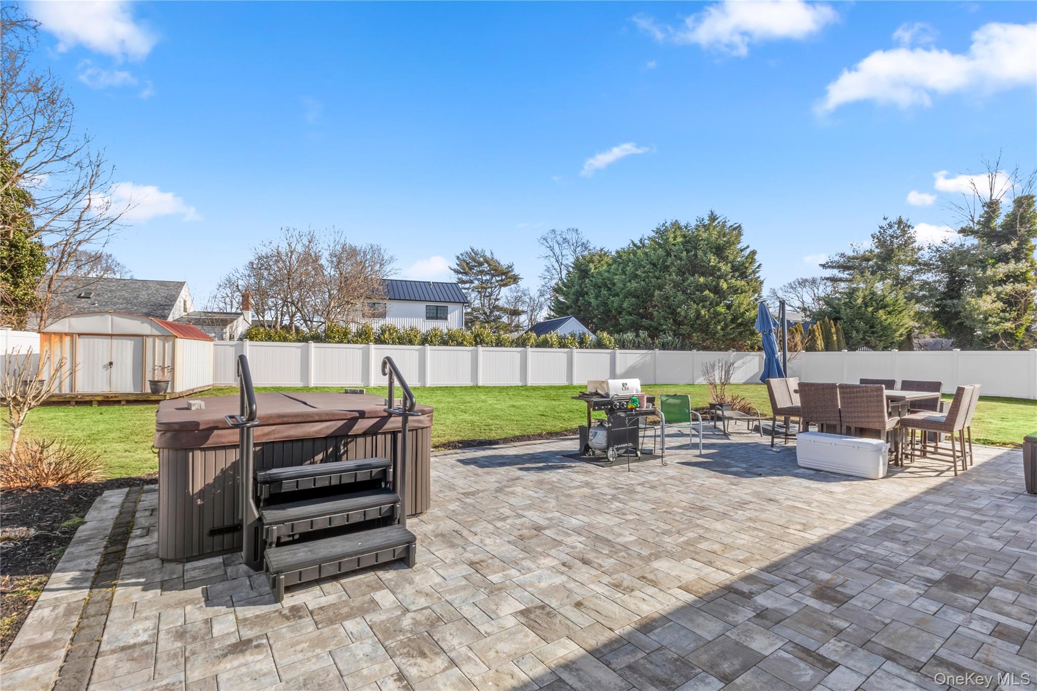 #12 photo, 9 Golf Course Road, सफ़ोक काउंटी Bellport , NY 11713