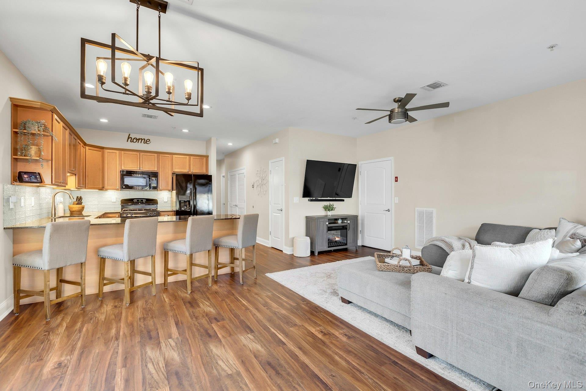 #4 photo, 54 Barley Lane, Patchogue , NY 11772