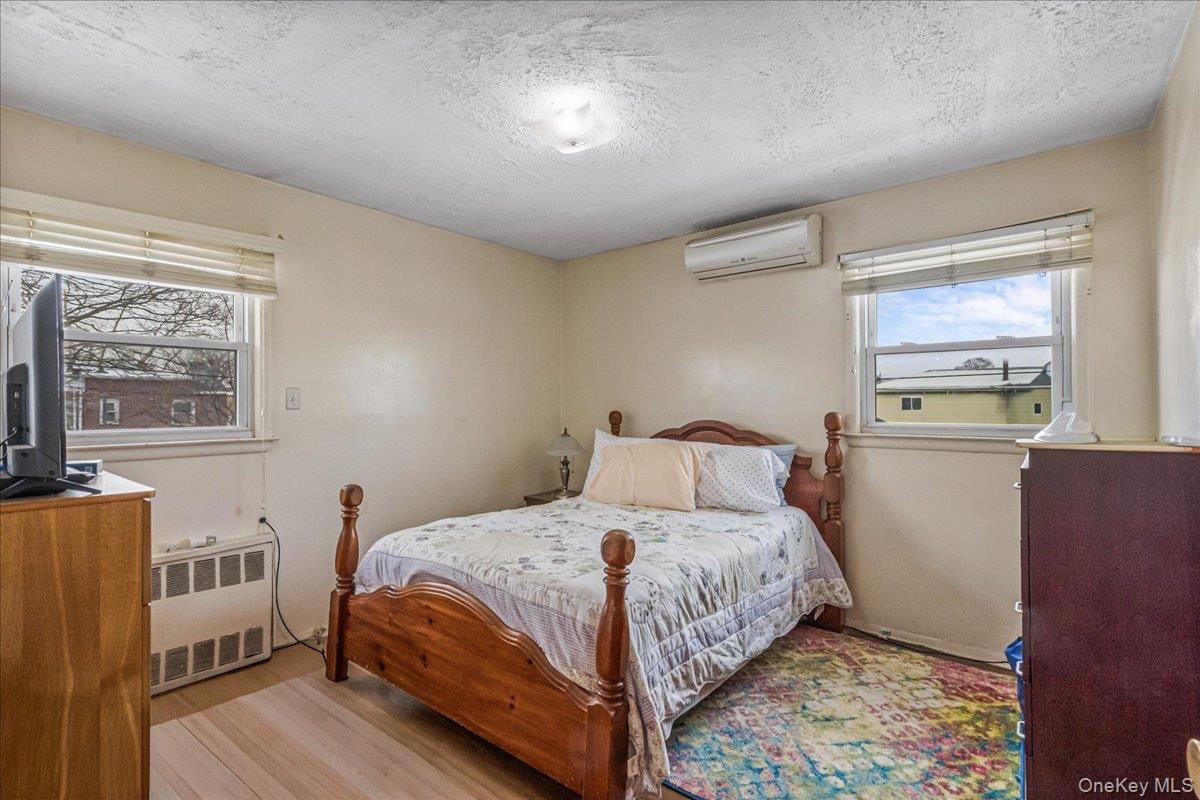 #12 photo, 11802 Springfield Boulevard, Cambria Heights , NY 11411